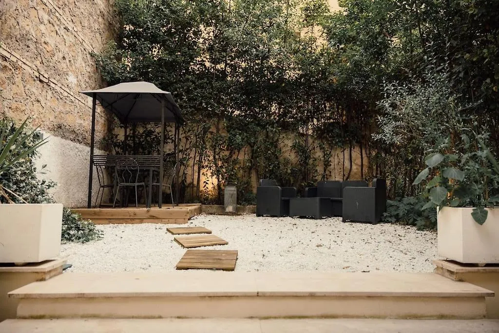Vatican Garden Jacuzzi Rome Apartment